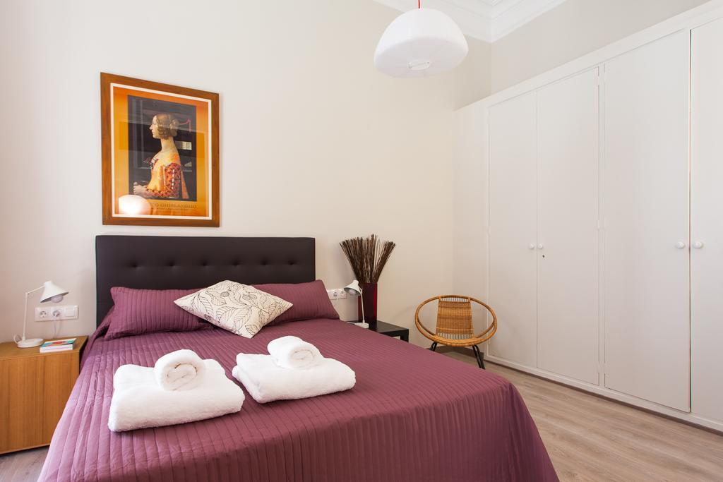Amazing Catalan Music Palace With Terrace Barcelona Room photo